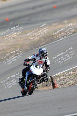 media/Feb-05-2023-Classic Track Day (Sun) [[c35aca4a42]]/Group 2/session 4 turn 4/